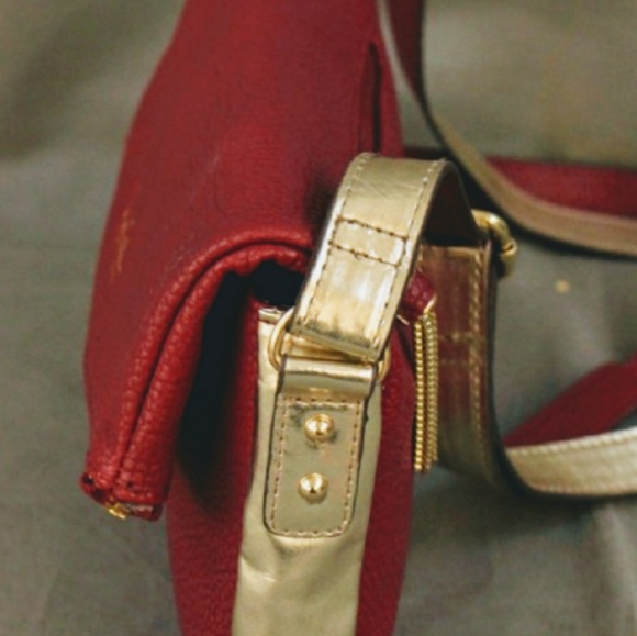 Nicole Miller Crossbody Stashpocket Purse-NWOT - Picture 4 of 6